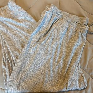 Plus size Old navy active lightweight gray joggers